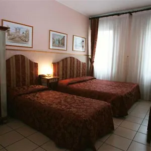 Hotell Ariston ***